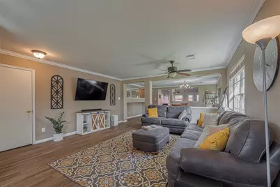 10106 Hollyvine Lane, Houston, TX 77089 - Photo 6