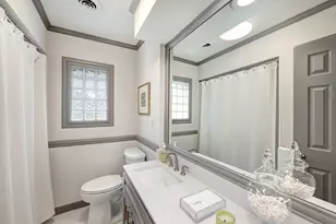 3018 Ann Arbor Dr, Houston, TX 77063 - Photo 20