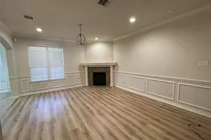 6410 E Linpar Ct, Houston, TX 77040 - Photo 2