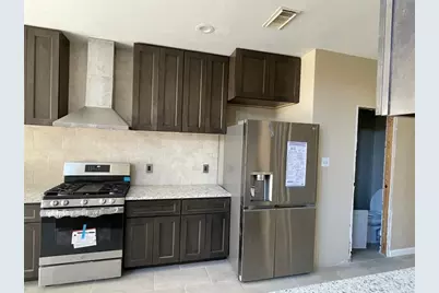 2215 Alberton Lane, Pearland, TX 77584 - Photo 6
