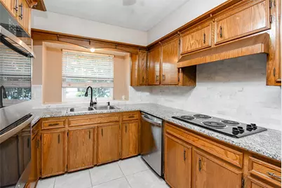 7814 Friars Court Lane, Spring, TX 77379 - Photo 8