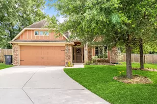 976 Northampton Dr, Conroe, TX 77303 - Photo 2