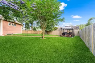 976 Northampton Dr, Conroe, TX 77303 - Photo 32