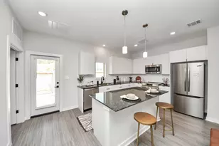 7711 Longmire Rd, Conroe, TX 77304 - Photo 14