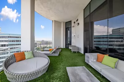 1409 Post Oak Boulevard #2702, Houston, TX 77056 - Photo 32