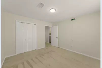 5707 Innsbruck Street, Bellaire, TX 77401 - Photo 32