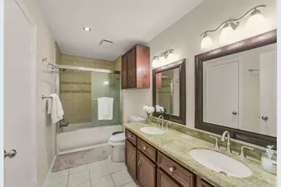 5707 Innsbruck Street, Bellaire, TX 77401 - Photo 30
