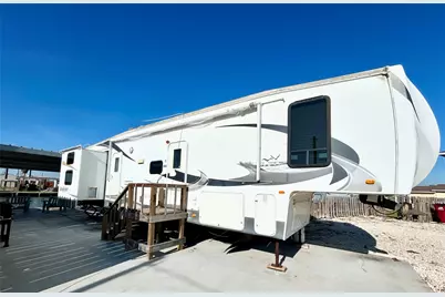 151 Neptune, Sargent, TX 77414 - Photo 16