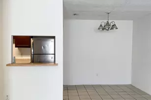 9495 Pagewood Ln, Houston, TX 77063 - Photo 8