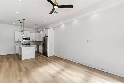 7961 Henson Street #A/B, Houston, TX 77028 - Photo 6