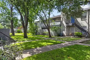 9700 Leawood, Houston, TX 77099 - Photo 2