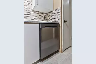 9700 Leawood #1315, Houston, TX 77099 - Photo 24