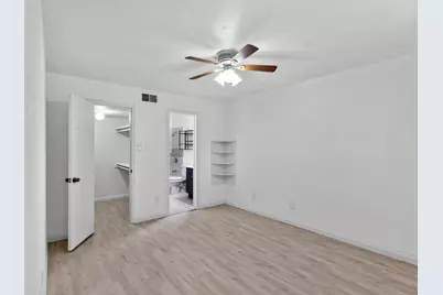 9700 Leawood #1315, Houston, TX 77099 - Photo 14