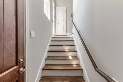 605 W 24th Street, Houston, TX 77008 - Photo 22
