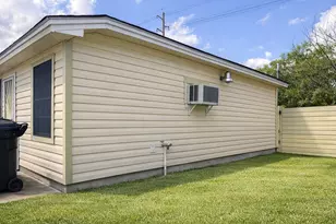 9314 Ashville Dr, Houston, TX 77051 - Photo 22