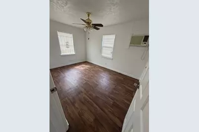 9314 Ashville Drive, Houston, TX 77051 - Photo 12