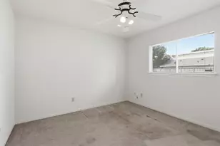 10707 Crestfield Ct, Houston, TX 77070 - Photo 18