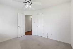 10707 Crestfield Ct, Houston, TX 77070 - Photo 20