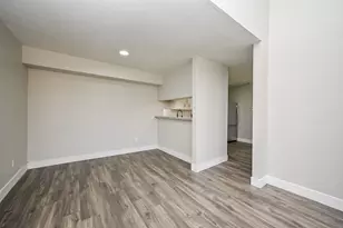 9090 S Braeswood Blvd, Houston, TX 77074 - Photo 28