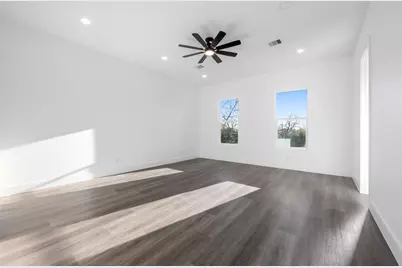 1308 Duff Lane, Houston, TX 77022 - Photo 18