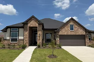 12135 Lk Vw Blvd, Mont Belvieu, TX 77523 - Photo 2