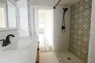 2603 Stanford St, Houston, TX 77006 - Photo 10