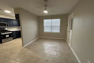 12414 Ledger Ln, Houston, TX 77015 - Photo 10