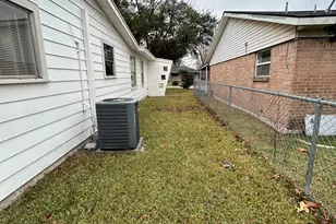 12414 Ledger Ln, Houston, TX 77015 - Photo 28