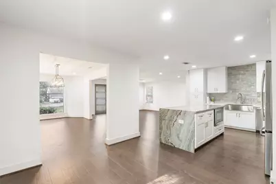 7307 Raton Street, Houston, TX 77055 - Photo 10
