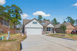 15059 Meadow Glen N, Conroe, TX 77306 - Photo 2