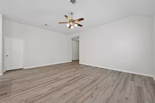 15059 Meadow Glen N, Conroe, TX 77306 - Photo 14