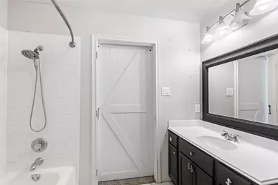 5519 Chisholm Trail, Dickinson, TX 77539 - Photo 28