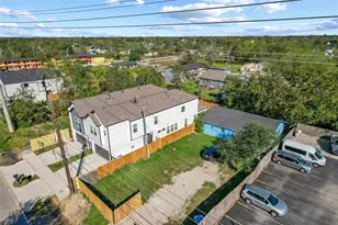 9023 Comal St, Houston, TX 77051 - Photo 32