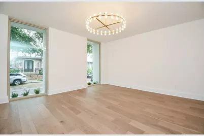 7528 Chevy Chase Drive, Houston, TX 77063 - Photo 6