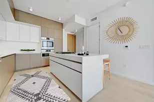 313 W 17th St, Austin, TX 78701 - Photo 8