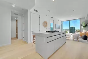313 W 17th St, Austin, TX 78701 - Photo 6