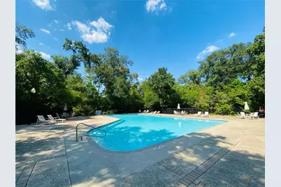 8931 Briar Forest Drive, Houston, TX 77024 - Photo 44