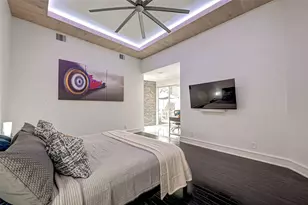 8931 Briar Forest Dr, Houston, TX 77024 - Photo 24