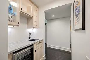 8931 Briar Forest Dr, Houston, TX 77024 - Photo 20
