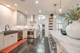 8931 Briar Forest Dr, Houston, TX 77024 - Photo 12