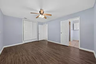2110 Ridgemore Dr, Houston, TX 77055 - Photo 22
