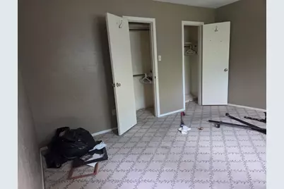 6911 Oak Bough Drive, Houston, TX 77088 - Photo 22
