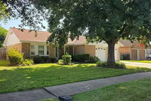 11731 Kirkmeadow Dr, Houston, TX 77089 - Photo 2