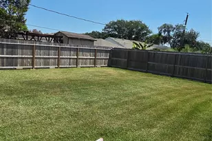 11731 Kirkmeadow Dr, Houston, TX 77089 - Photo 22