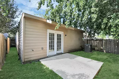 11106 Panther Court, Houston, TX 77099 - Photo 32