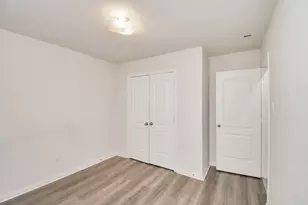 11106 Panther Ct, Houston, TX 77099 - Photo 4