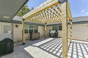 2011 N Palm Ct, Pasadena, TX 77502 - Photo 38