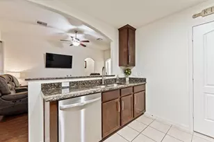 2016 Borthwick Ln, Conroe, TX 77301 - Photo 8