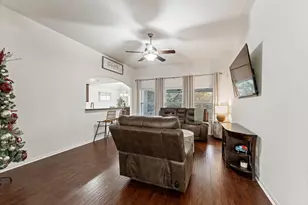 2016 Borthwick Ln, Conroe, TX 77301 - Photo 4