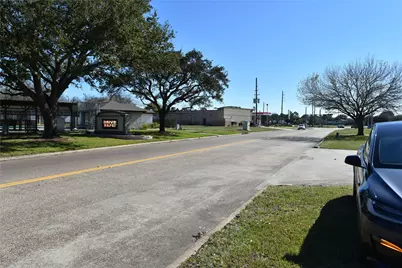 7813 Clodine Road, Houston, TX 77083 - Photo 4